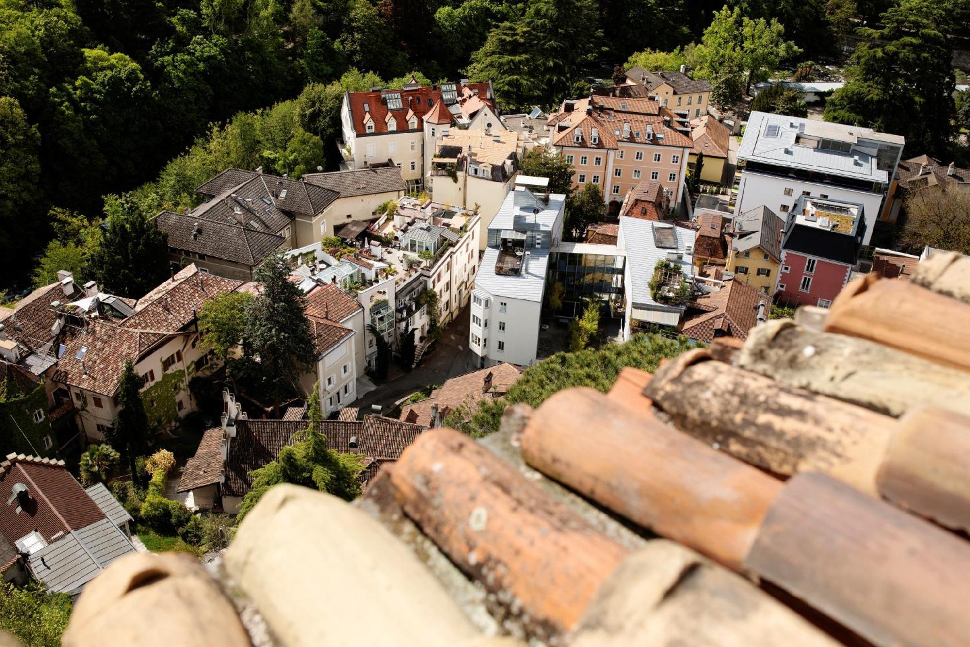 5-Zimmer-Appartement In Historischer Privatvilla, Meran Zentrum, Kostenloser Parkplatz Luaran gambar